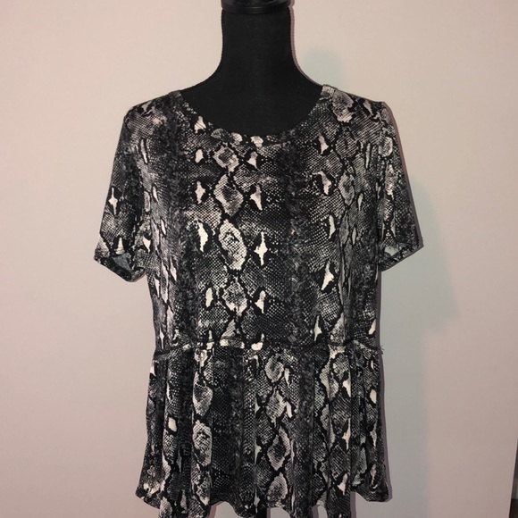 NEW Poplin Style Snake Skin Shirt - Picture 1 of 4